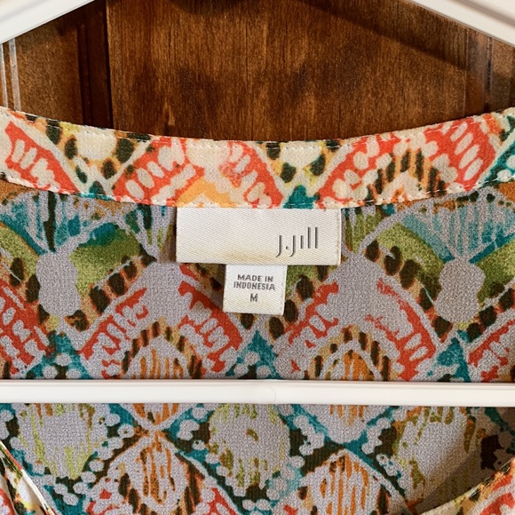 J. Jill sheer button-down sleeveless blouse with sweet print slinky and cool! M - Picture 2 of 8